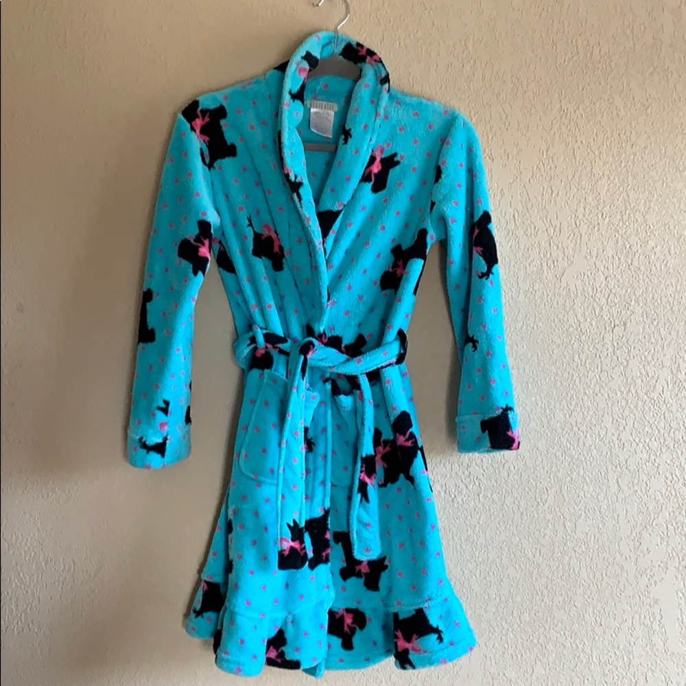 Kids size medium Scotties robe